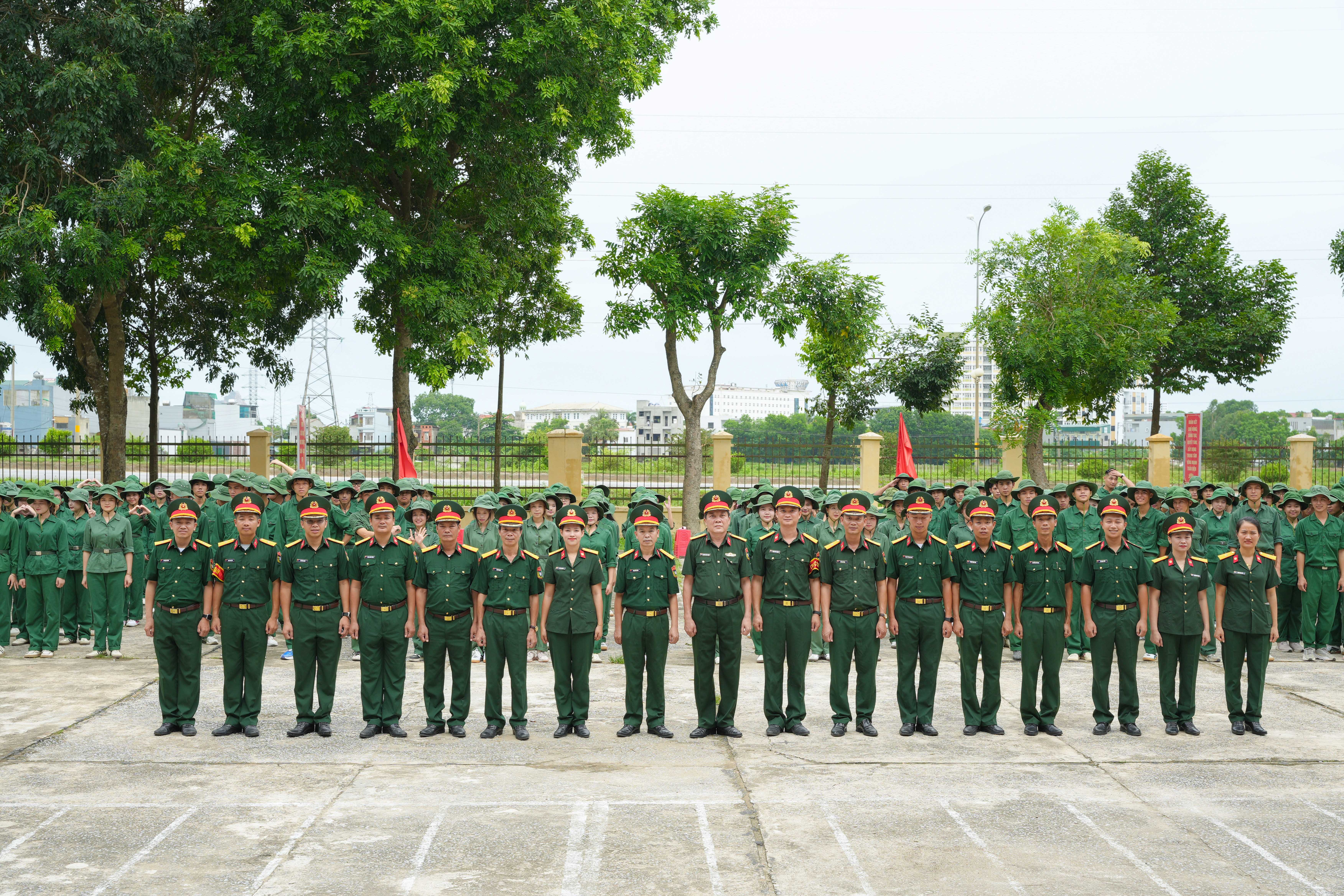 Lễ bế giảng khóa học Giáo dục quốc phòng và an ninh cho sinh viên K127/2025 – ĐVTTDT